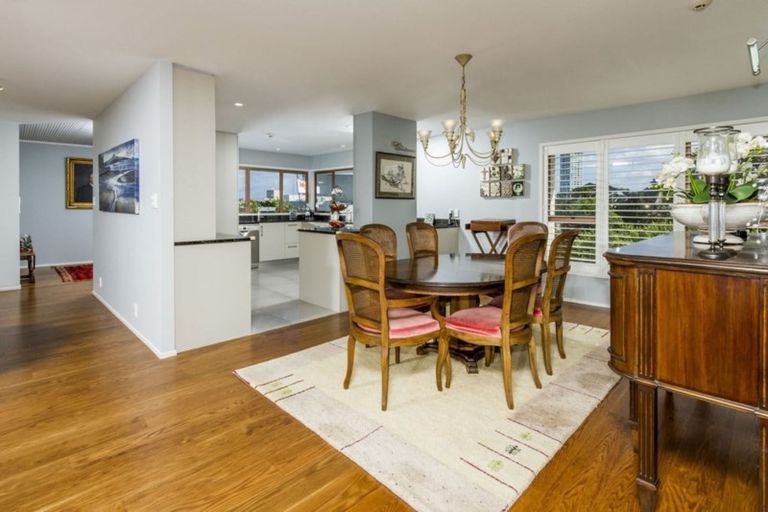 Photo of property in 2b/6 The Promenade, Takapuna, Auckland, 0622