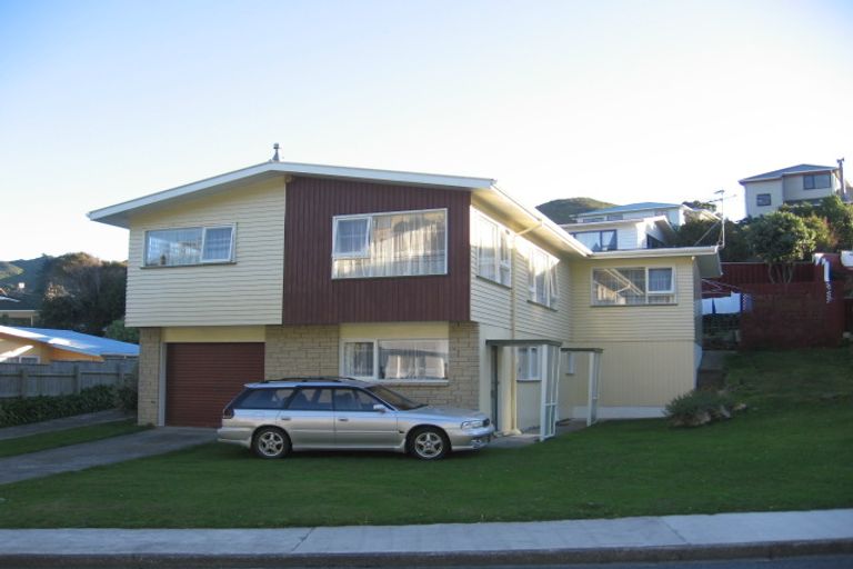 Photo of property in 15 Cortina Avenue, Johnsonville, Wellington, 6037