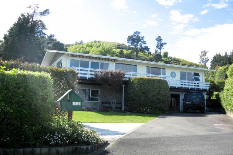 Photo of property in 704 Atawhai Crescent, Atawhai, Nelson, 7010