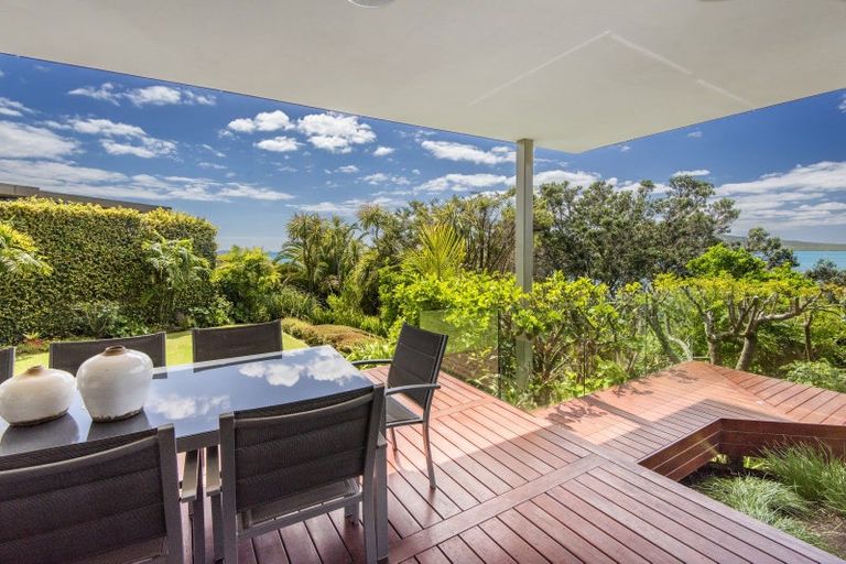 Photo of property in 1/40 Seacliffe Avenue, Belmont, Auckland, 0622