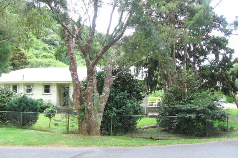 Photo of property in 46 Bridge Road, Birchville, Upper Hutt, 5018