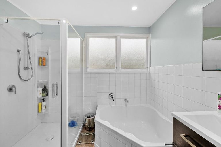 Photo of property in 9 Wychwood Crescent, Springfield, Rotorua, 3015