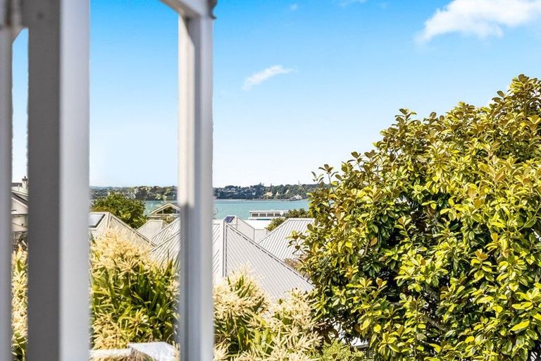 Photo of property in 14 Domain Street, Devonport, Auckland, 0624