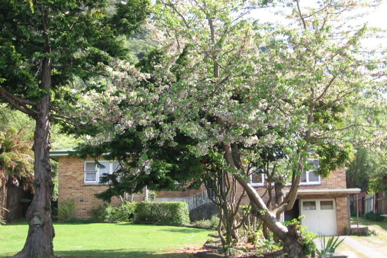 Photo of property in 13 Gordon Road, Western Heights, Rotorua, 3015