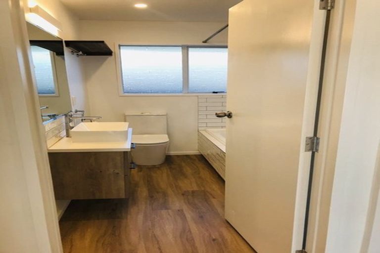 Photo of property in 4/26 Picton Avenue, Riccarton, Christchurch, 8011