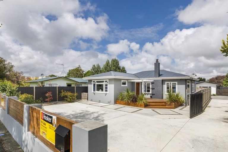 Photo of property in 36 Botanical Road, Takaro, Palmerston North, 4412
