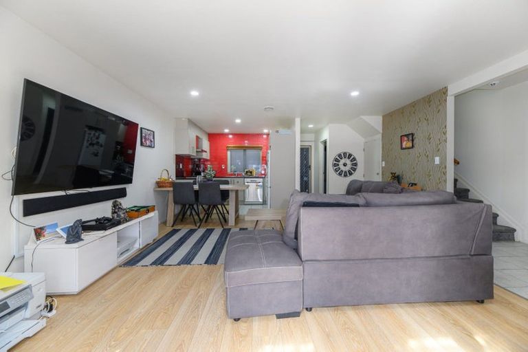 Photo of property in 38 Arawa Street, New Lynn, Auckland, 0600