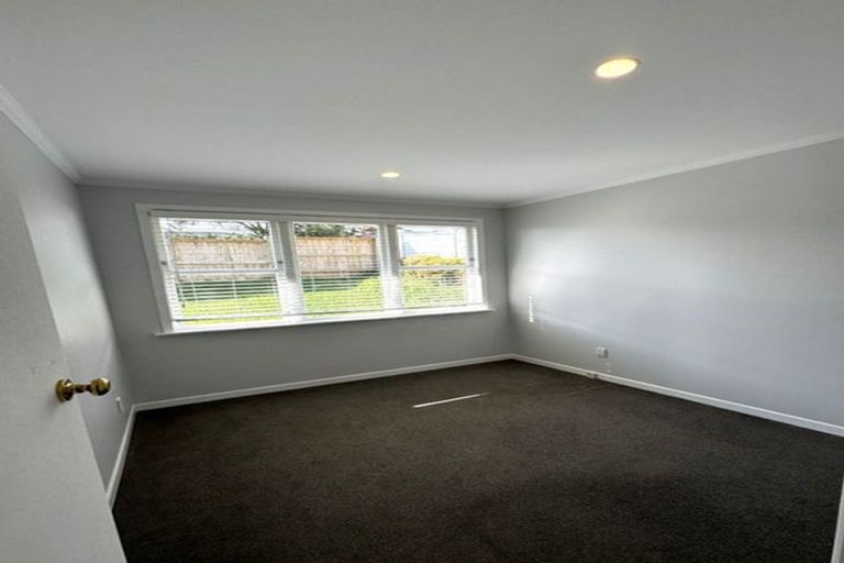Photo of property in 29 Sunhill Road, Sunnyvale, Auckland, 0612