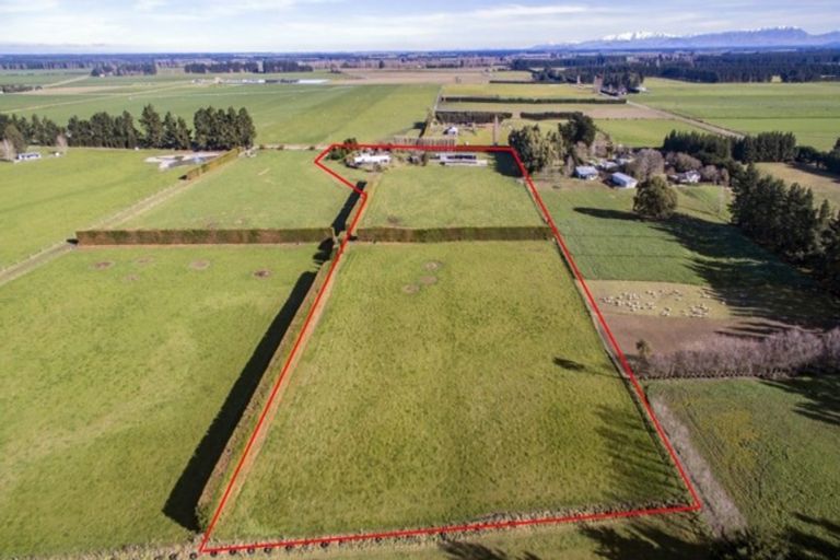 Photo of property in 2084 North Eyre Road, West Eyreton, Rangiora, 7475