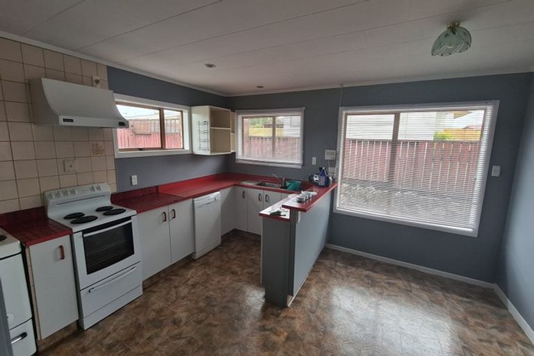 Photo of property in 43 Edinburgh Street, Tokoroa, 3420