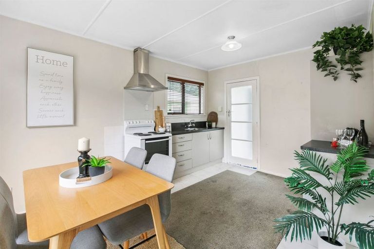 Photo of property in 117g Seaview Road, Westown, New Plymouth, 4310