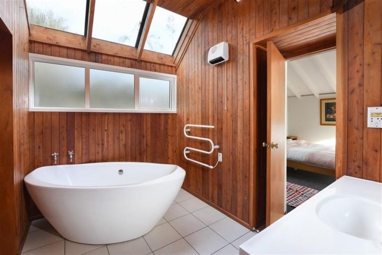 Photo of property in 91 Doctors Point Road, Waitati, 9085