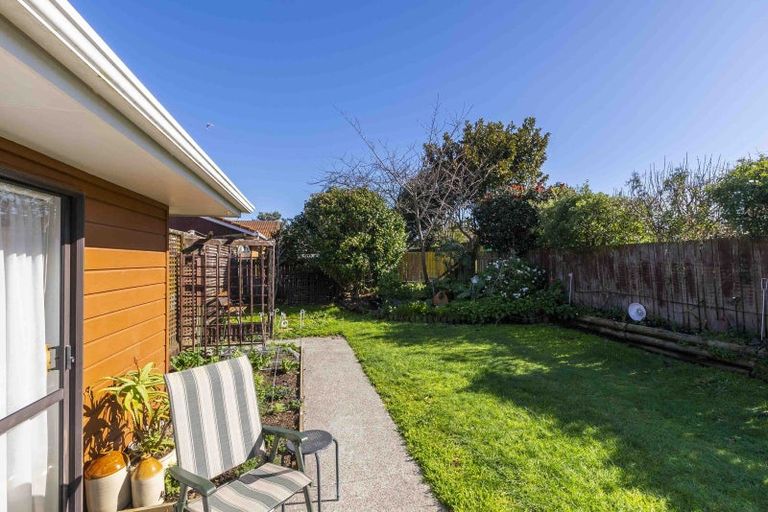 Photo of property in 3 The Avenue, Paraparaumu Beach, Paraparaumu, 5032