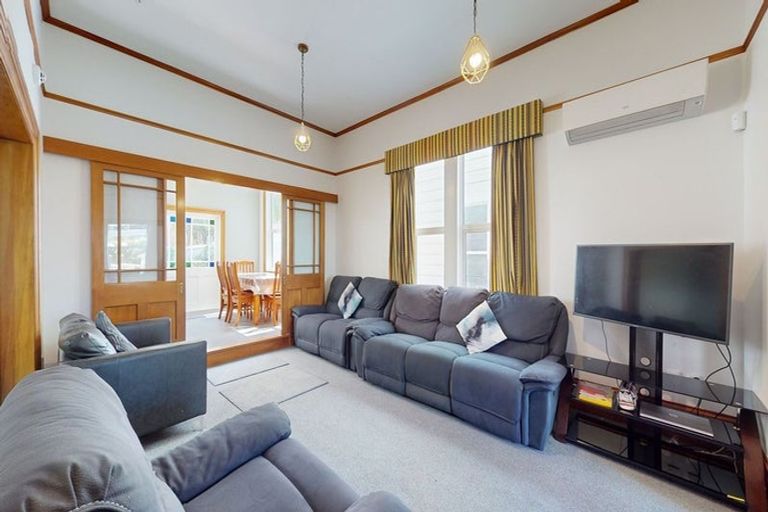 Photo of property in 17 Goring Street, Thorndon, Wellington, 6011