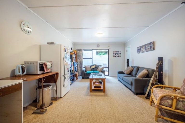 Photo of property in 27 Bellbird Rise, Murrays Bay, Auckland, 0630