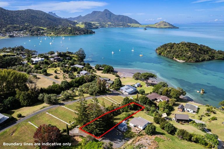 Photo of property in 2262 Whangarei Heads Road, Whangarei Heads, 0174