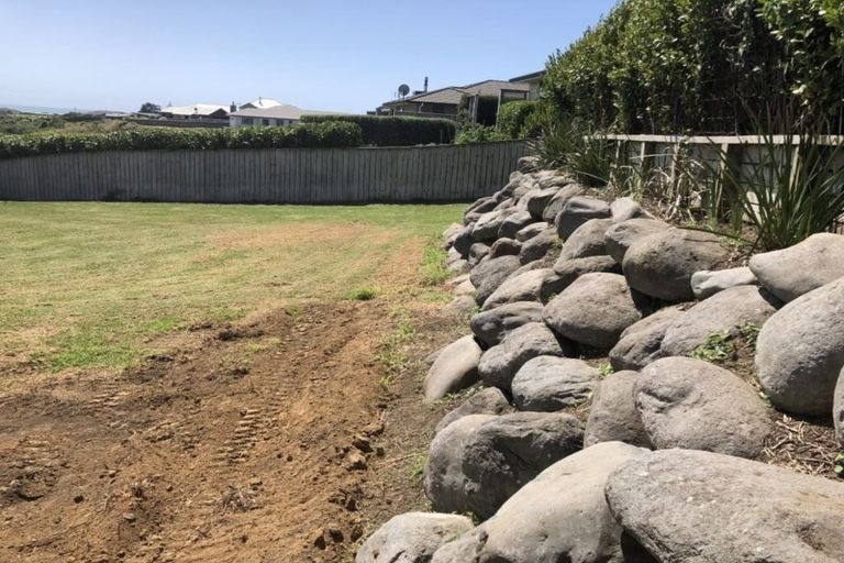 Photo of property in 18a Jules Crescent, Bell Block, New Plymouth, 4312