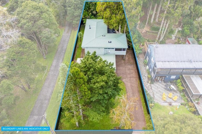 Photo of property in 7 Waima Crescent, Titirangi, Auckland, 0604