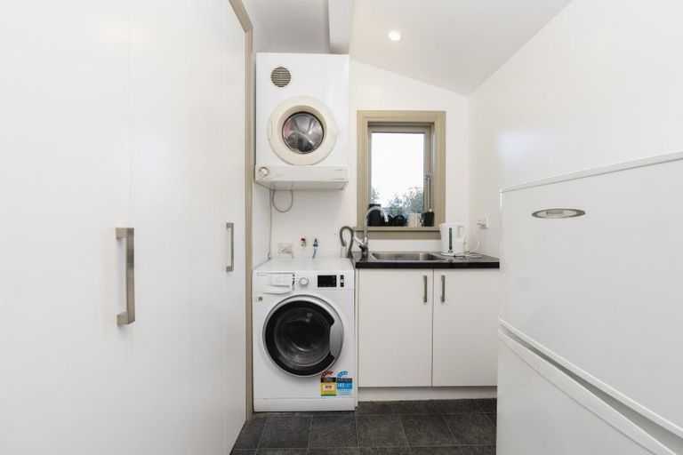 Photo of property in 101 Eglinton Road, Mornington, Dunedin, 9011