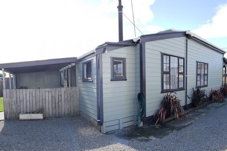 Photo of property in 58 Blake Street, Blaketown, Greymouth, 7805