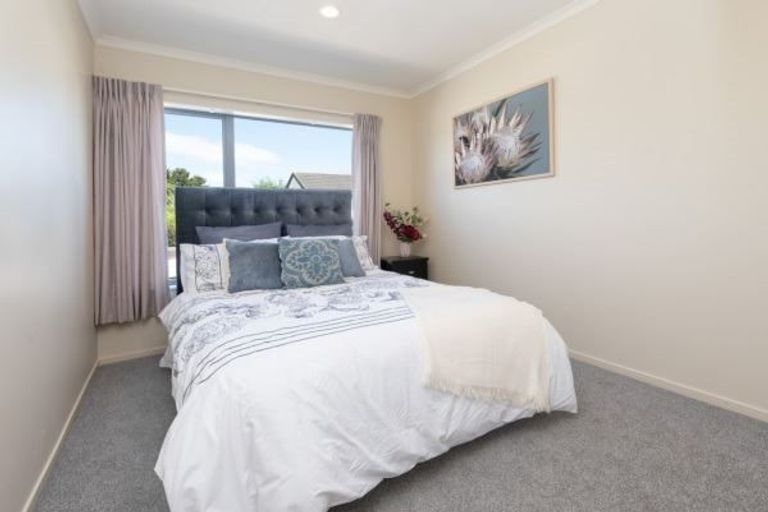Photo of property in 50 Figaro Crescent, Takanini, 2112