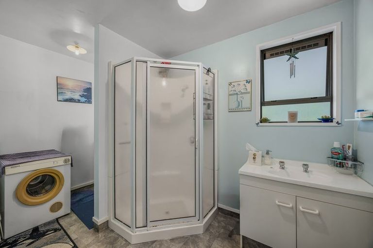 Photo of property in 5b Larch Place, Wanaka, 9305