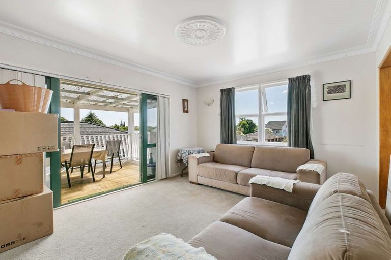 Photo of property in 11 Domain Road, Weymouth, Auckland, 2103