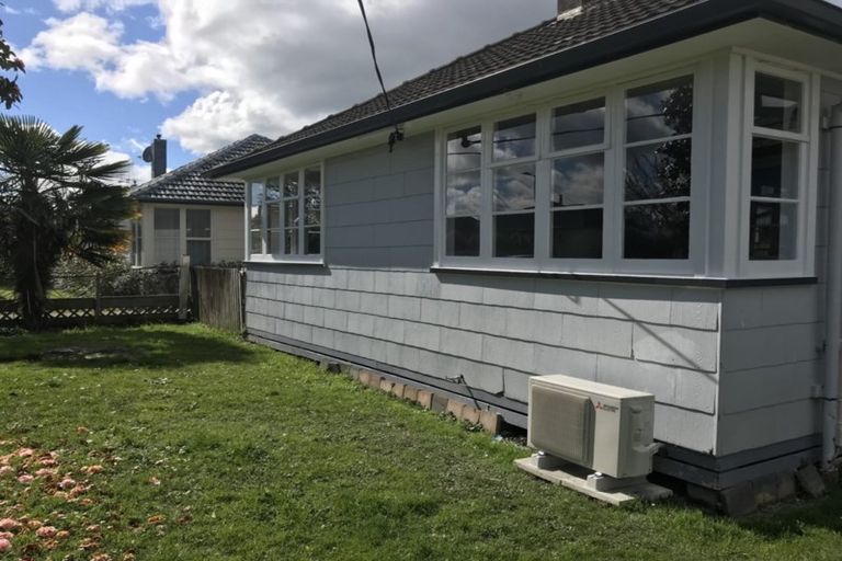 Photo of property in 12 Willis Street, Bader, Hamilton, 3206