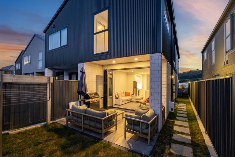Photo of property in 11 Tokitoki Way, Kenepuru, Porirua, 5022