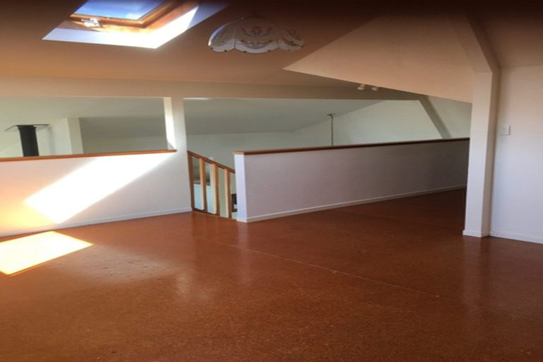 Photo of property in 295a Vipond Road, Stanmore Bay, Whangaparaoa, 0932