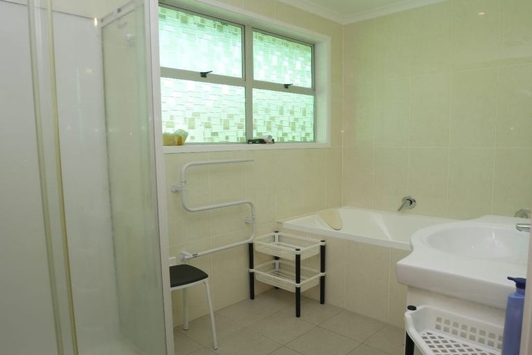 Photo of property in 43 Manawa Avenue, Raumati Beach, Paraparaumu, 5032