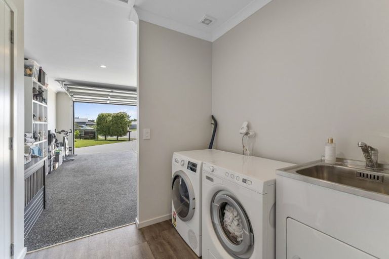 Photo of property in 12 Dow Chung Place, Otaki, 5512