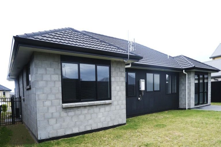 Photo of property in 13 Puna Rise, Wharewaka, Taupo, 3330