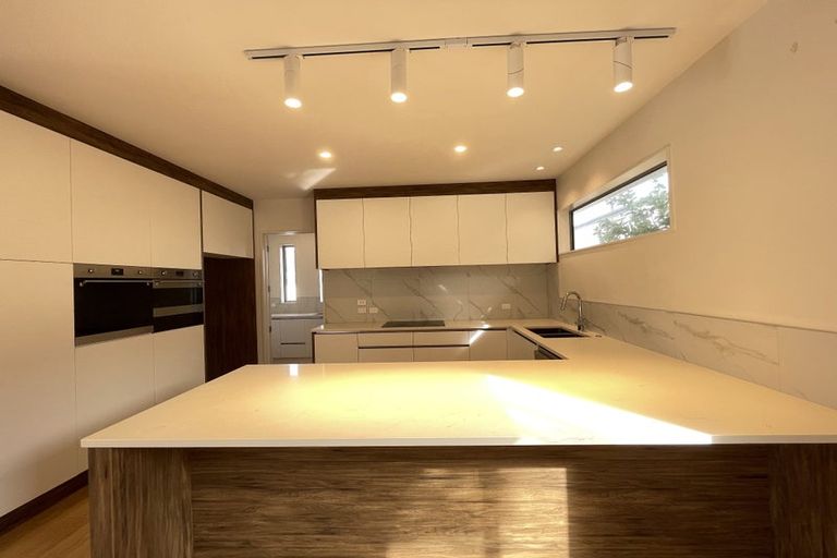 Photo of property in 28a Bruce Road, Glenfield, Auckland, 0629