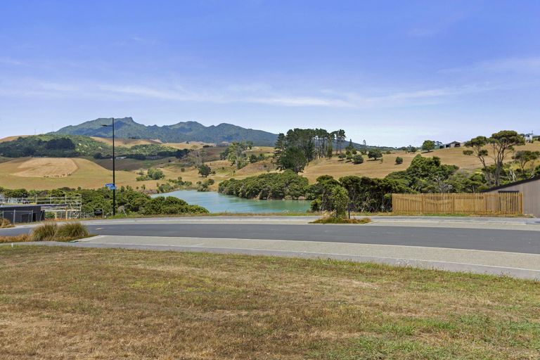 Photo of property in 5 Omahina Street, Raglan, 3225