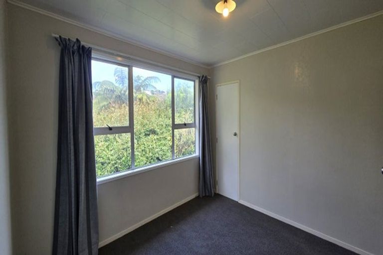 Photo of property in 13 Parris Street, Moturoa, New Plymouth, 4310