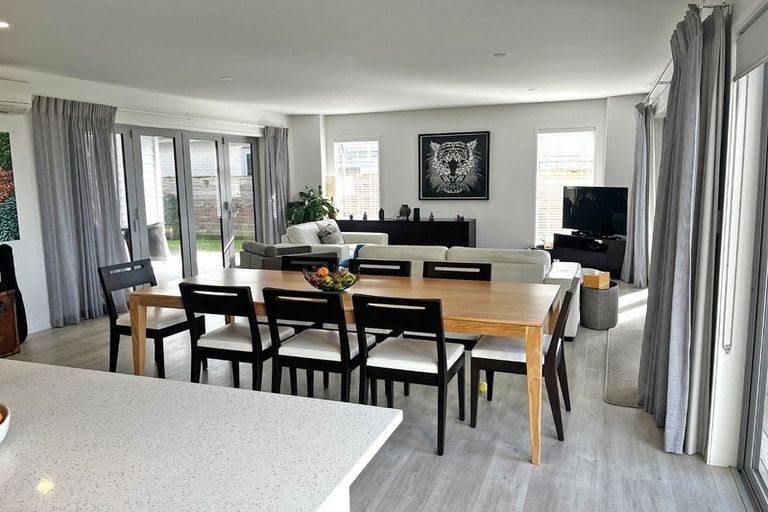 Photo of property in 2 Trevally Place, Snells Beach, 0920