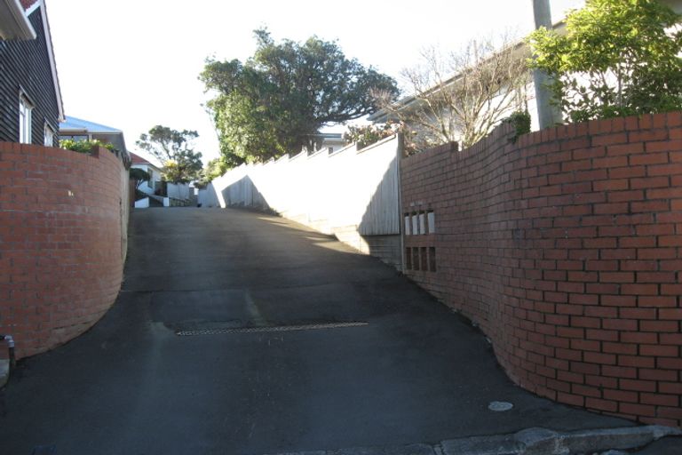 Photo of property in 12 Bristow Place, Karori, Wellington, 6012