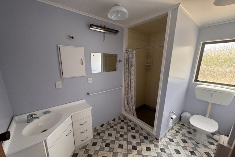 Photo of property in 25 Ngatitoa Street, Tawa, Wellington, 5028