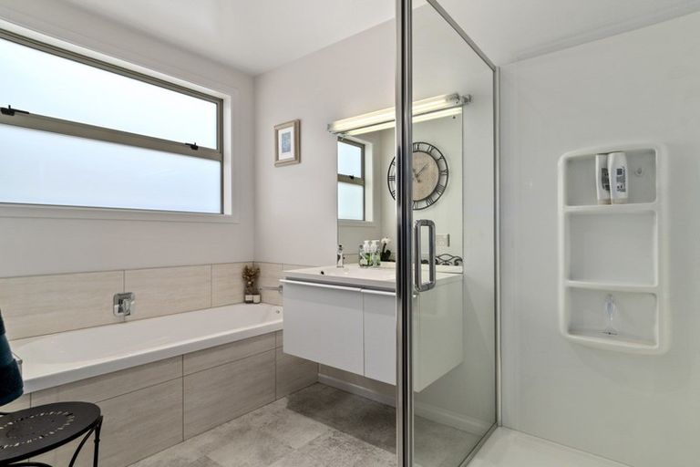 Photo of property in 39 Jarrah Park Drive, Pyes Pa, Tauranga, 3112