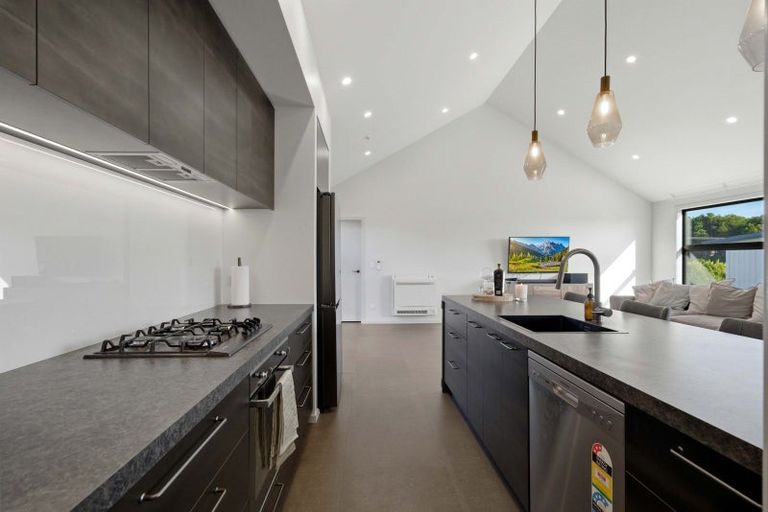 Photo of property in 568 Elles Road, Kingswell, Invercargill, 9812