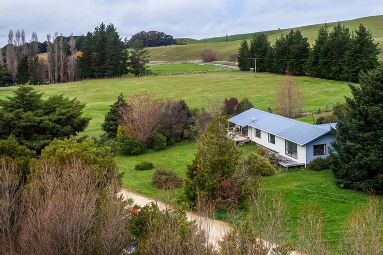 Photo of property in 400 Mikimiki Road, Mikimiki, Masterton, 5881