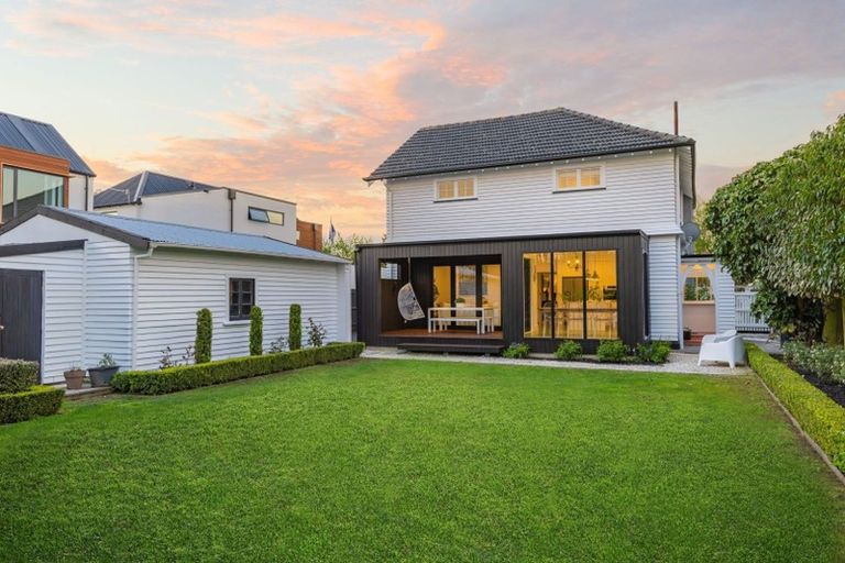 Photo of property in 26 Saint Albans Street, St Albans, Christchurch, 8014