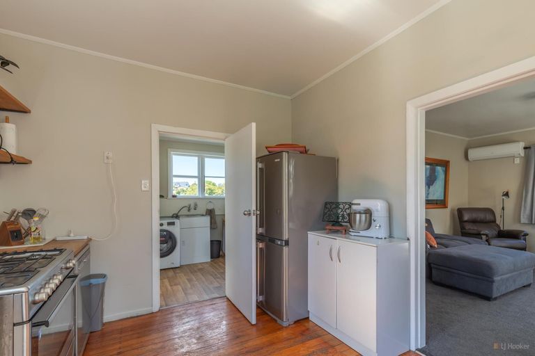 Photo of property in 15 Tay Street, Waimataitai, Timaru, 7910