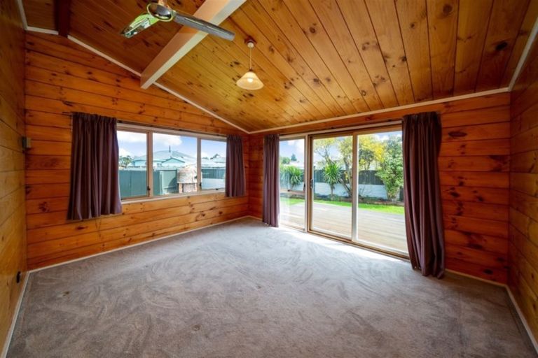 Photo of property in 4c Clive Street, Hawera, 4610