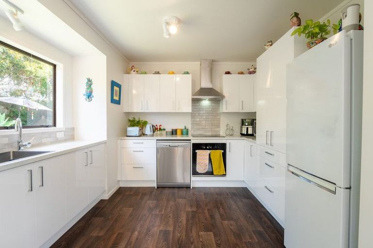 Photo of property in 14 Walbrook Road, Manly, Whangaparaoa, 0930