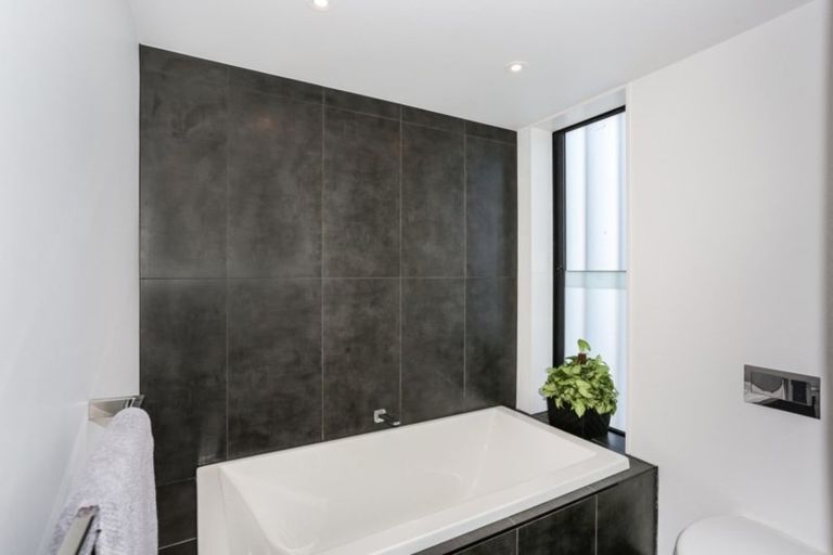 Photo of property in 5 Lombardia Way, Karaka, Papakura, 2113