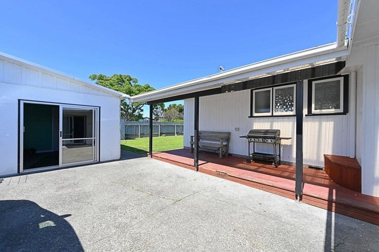 Photo of property in 65 Freyberg Avenue, Tamatea, Napier, 4112
