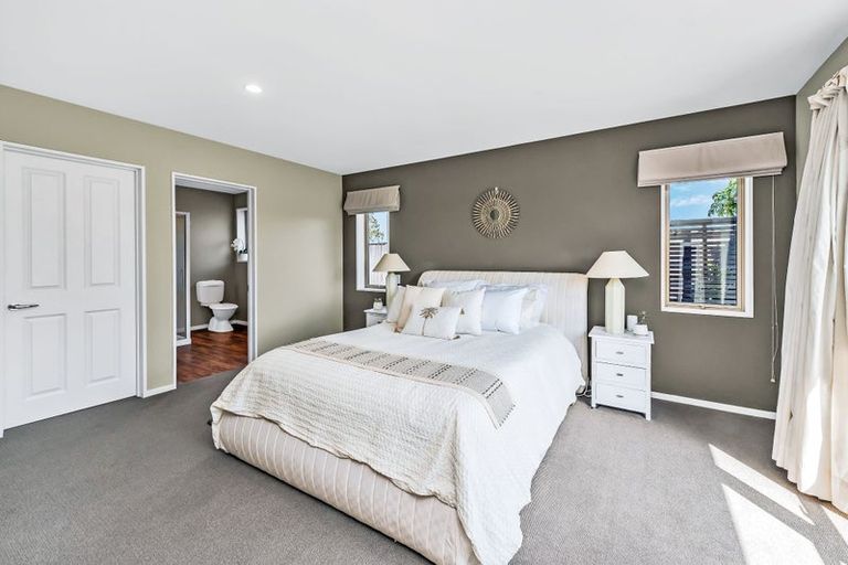 Photo of property in 15 Kingsley Place, Rolleston, 7614