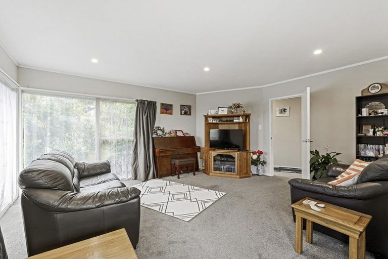 Photo of property in 3 Boundary Road, Opaheke, Papakura, 2113